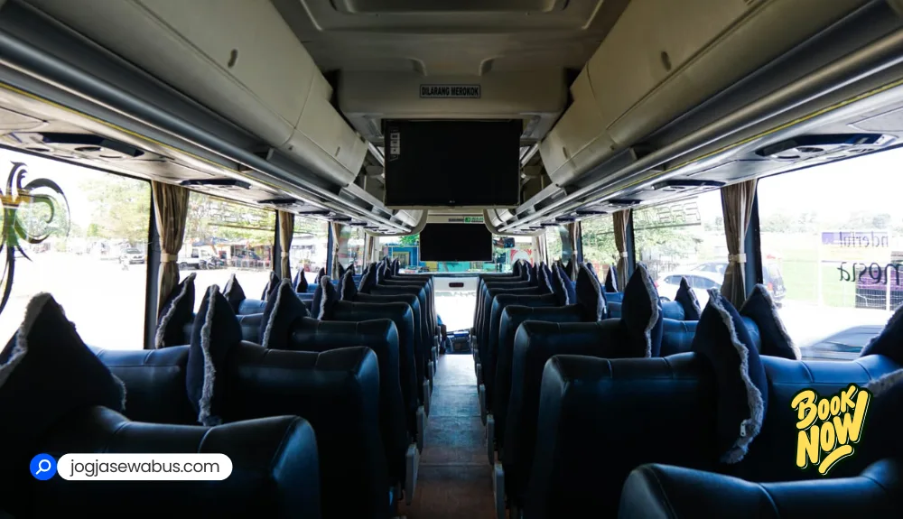 Sewa Bus Jogja Murah - Sewa Bus Medium 30 Seat Jogja - Big Bus 50 Seat jogja Slide 3