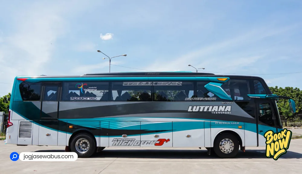 Sewa Bus Jogja Murah - Sewa Bus Medium 30 Seat Jogja - Big Bus 50 Seat jogja Slide 4
